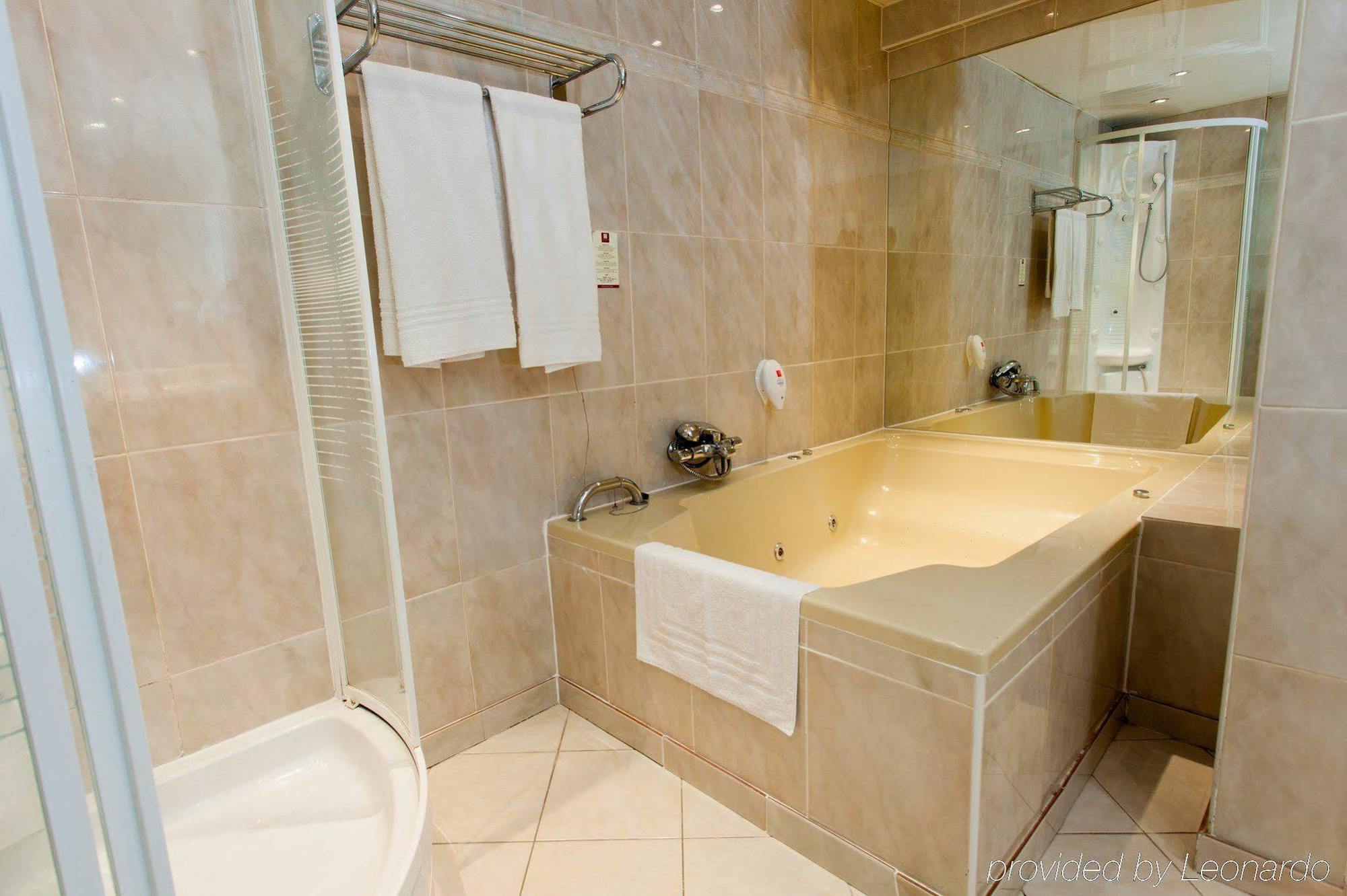 Leonardo Hotel Charleroi City Center Dış mekan fotoğraf